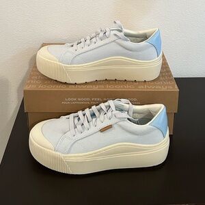 Dr Scholl’s Women's Platform Sneakers in Light Blue and White